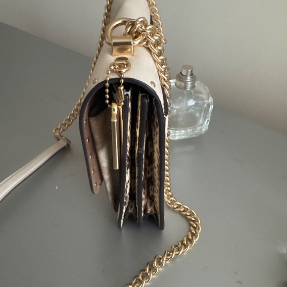 Purse - Picture 4 of 4